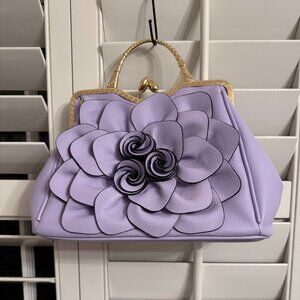 Floral Design Kisslock bag purple lavender